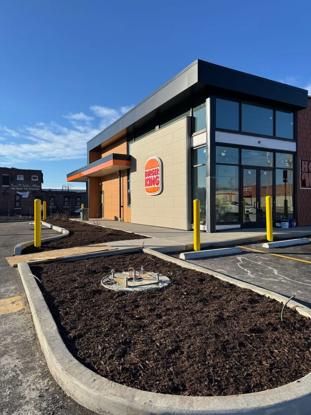 Metro West Lawn & Landscape project โ Hardscape patio project